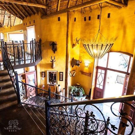 Ndlovu Lodge Pretoria Bagian luar foto