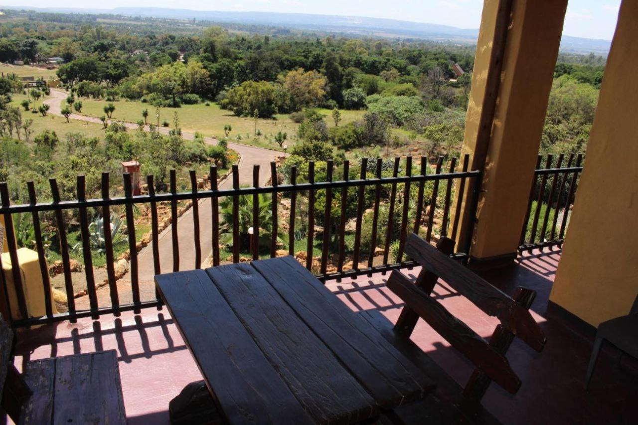 Ndlovu Lodge Pretoria Bagian luar foto