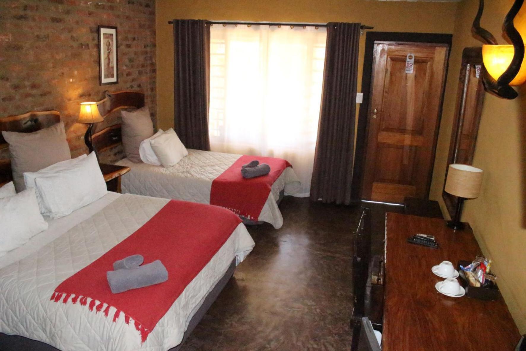 Ndlovu Lodge Pretoria Bagian luar foto